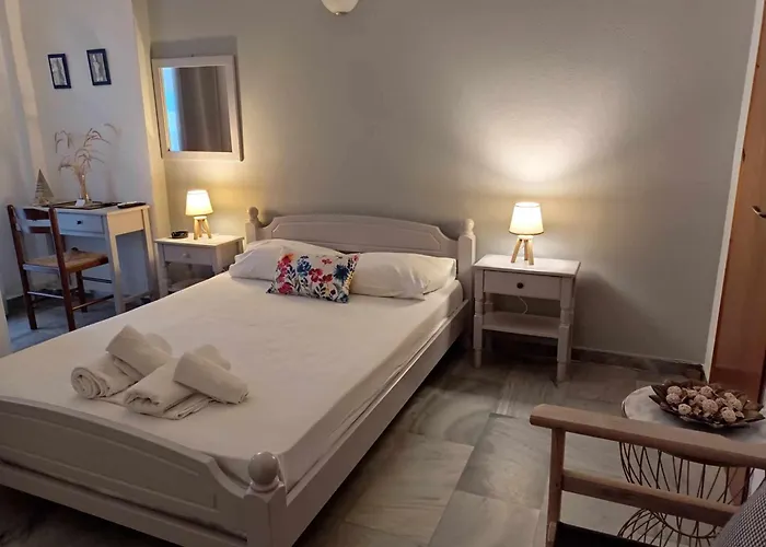 Kantouni By The Sea 게스트하우스 바트시